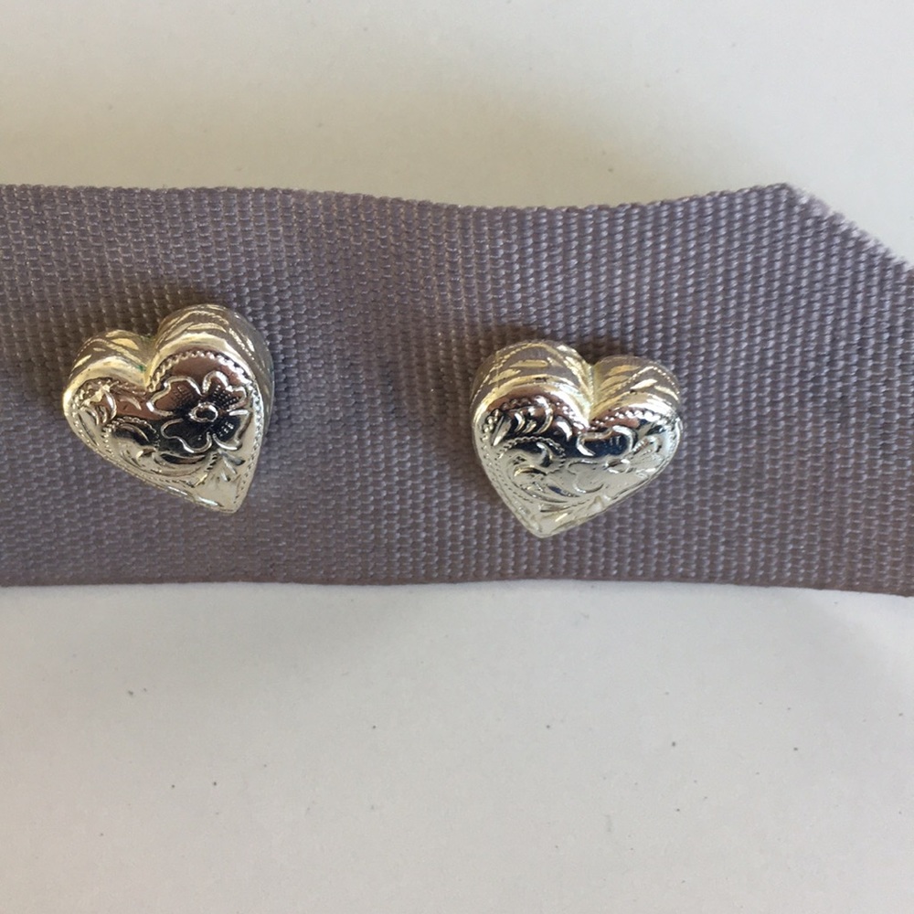 Valentine’s sale: Darling ❤️ earrings